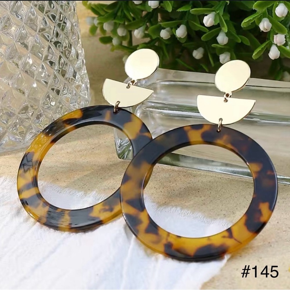 #145 | Geometric Tortoiseshell Post Dangle Earrings